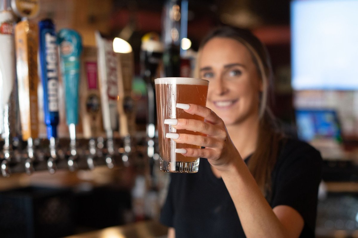 Green Mill tweet media