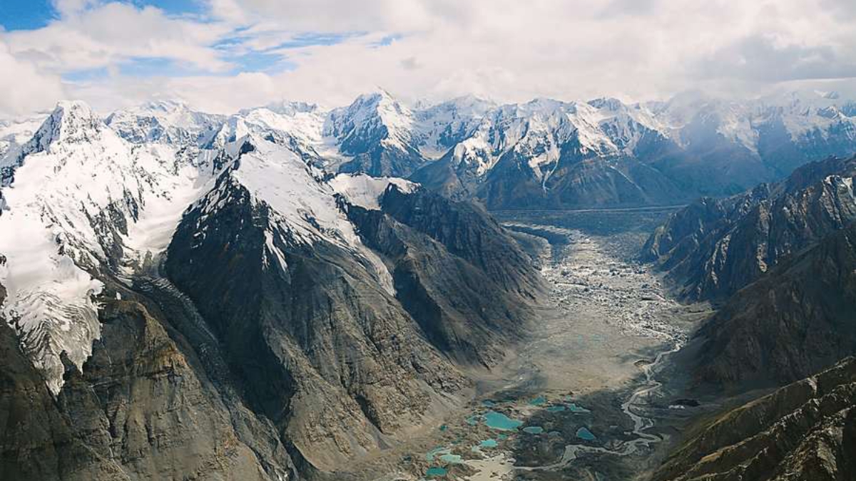 BookYourHunt tweet media