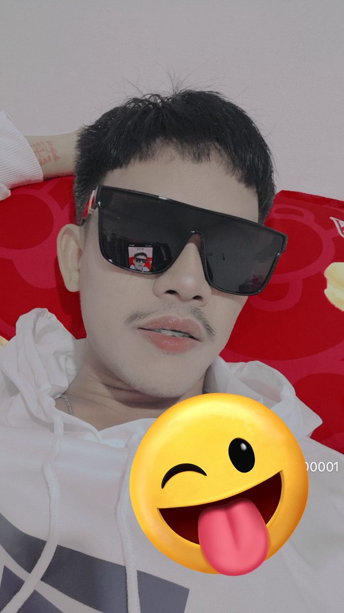ว่างปล่าว tweet media