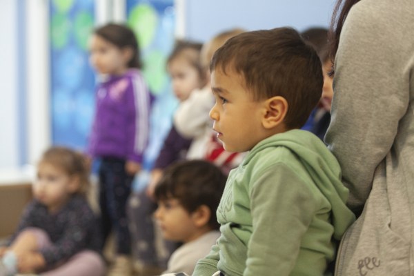 RegioneER's tweet image. #Welfare. Sostegno alla #genitorialità nei primi mille giorni di nascita e più #ascolto per #adolescenti e genitori. L’Emilia fa scuola nel potenziamento dei Centri per le #famiglie. La #notizia 👉 regioneer.it/centrifamiglie…