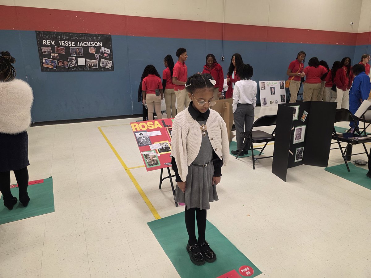 ImagineAndrews's tweet photo. Celebrating Black excellence, past and present! ✊🏾✨

Our Scholars brought history to life with their incredible Black History Month Wax Museum project; honoring leaders like Martin Luther King Jr., Rosa Parks, and Barack Obama❤️🖤💚 
#BlackHistoryMonth #WaxMuseum #FutureLeaders https://t.co/fpo7bCb0zG