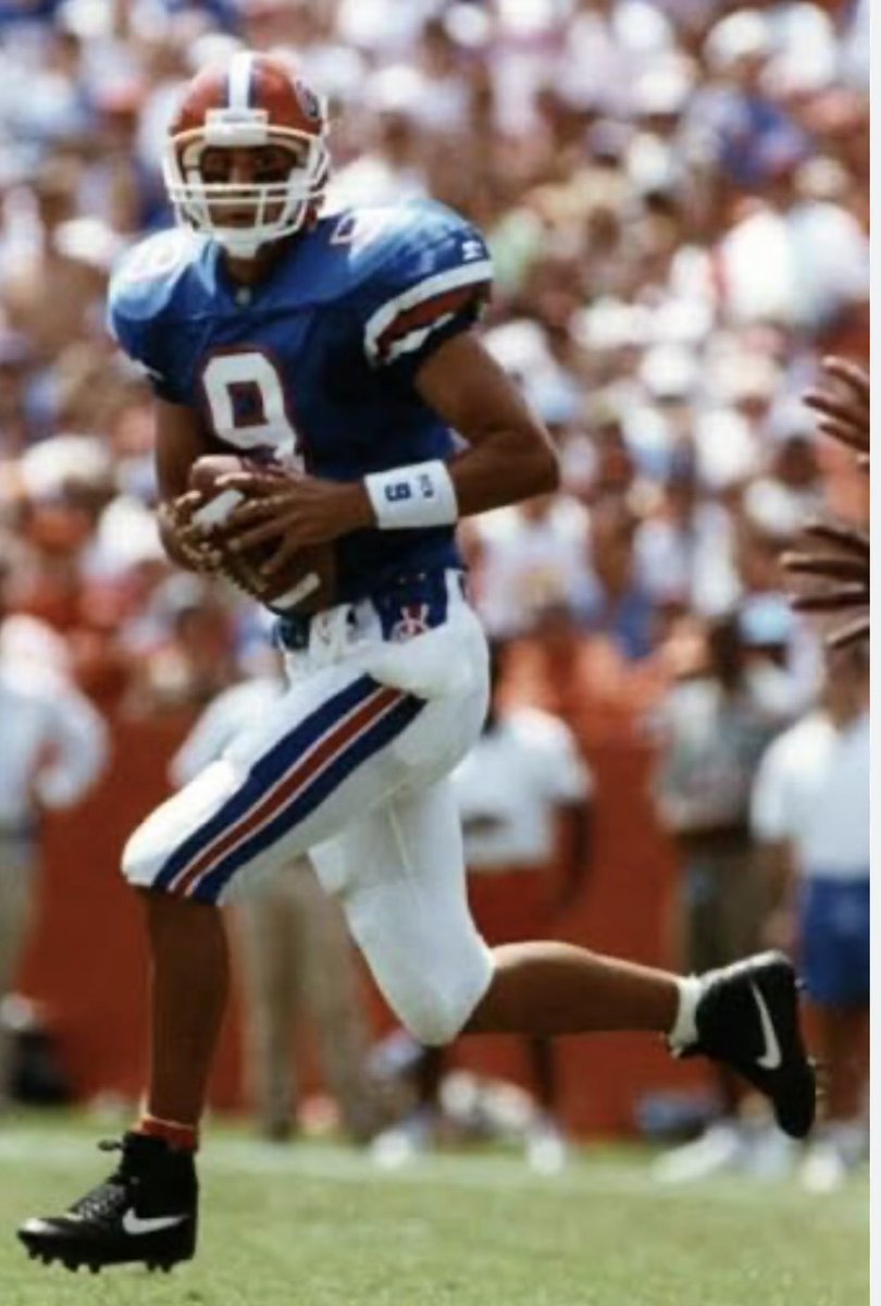 John May the SANDMAN tweet media