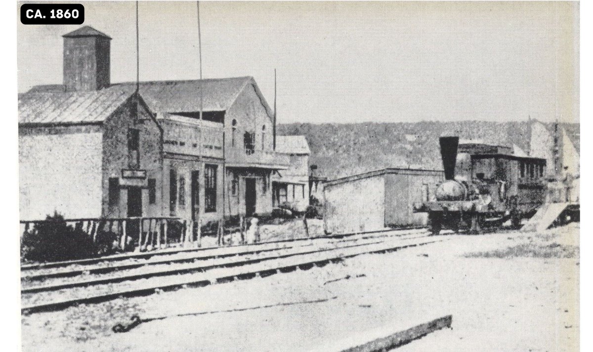 durbsrewind's tweet photo. Old Durban.

First railway station / Point area, Durban, South Africa.
Circa 1860. https://t.co/AkWDrBQtkU