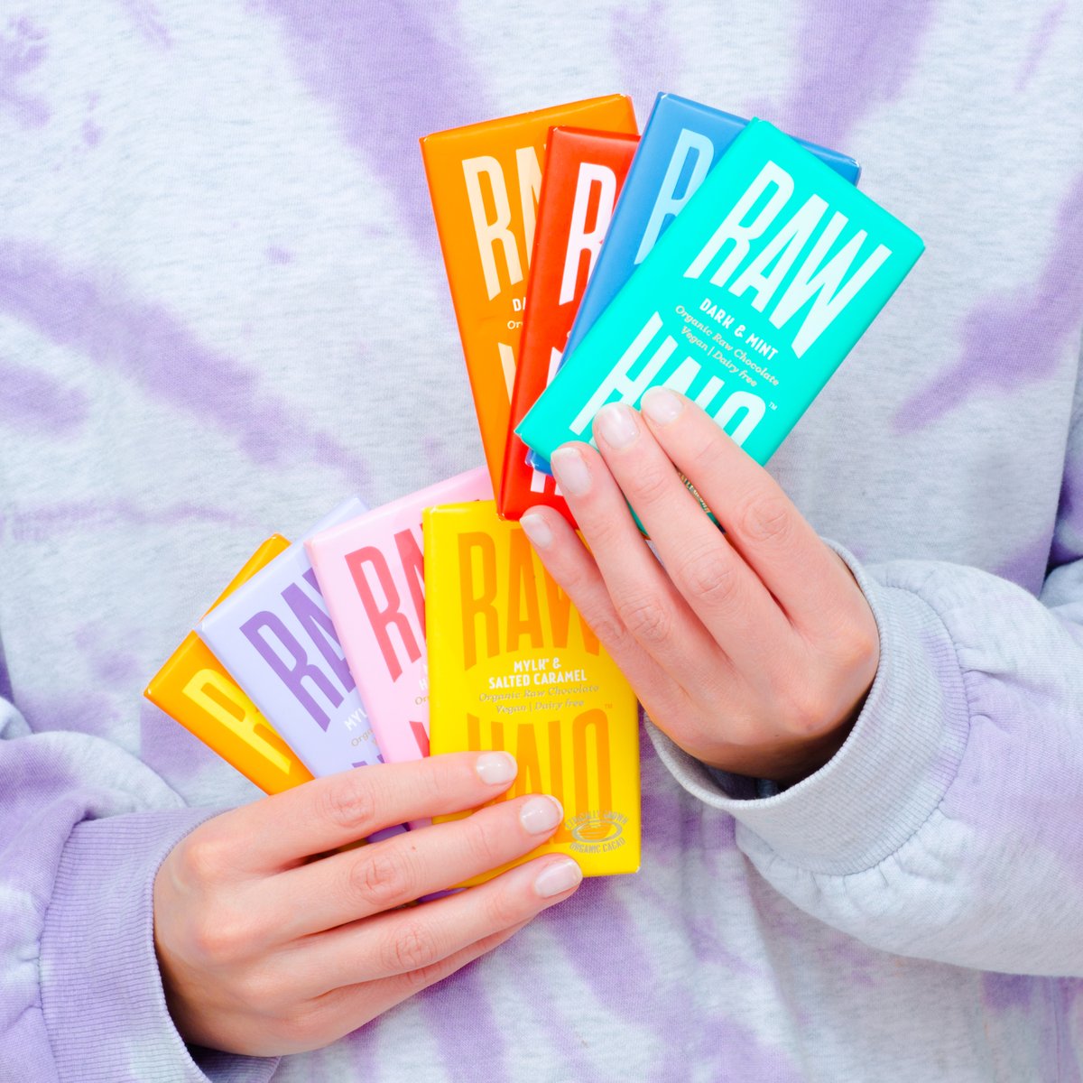RawHaloUK's tweet photo. Celebrate the weekend with a rainbow of colours 🌈
Discover a better chocolate, made with better ingredients. Find yours at https://t.co/tTEz1JJwYv 🙌 https://t.co/Udbg0QUZlP