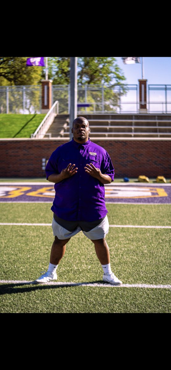 Coach Collins tweet media