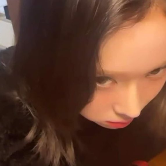 มุมมองการมอง 

จขทว                                      น้องหนาว