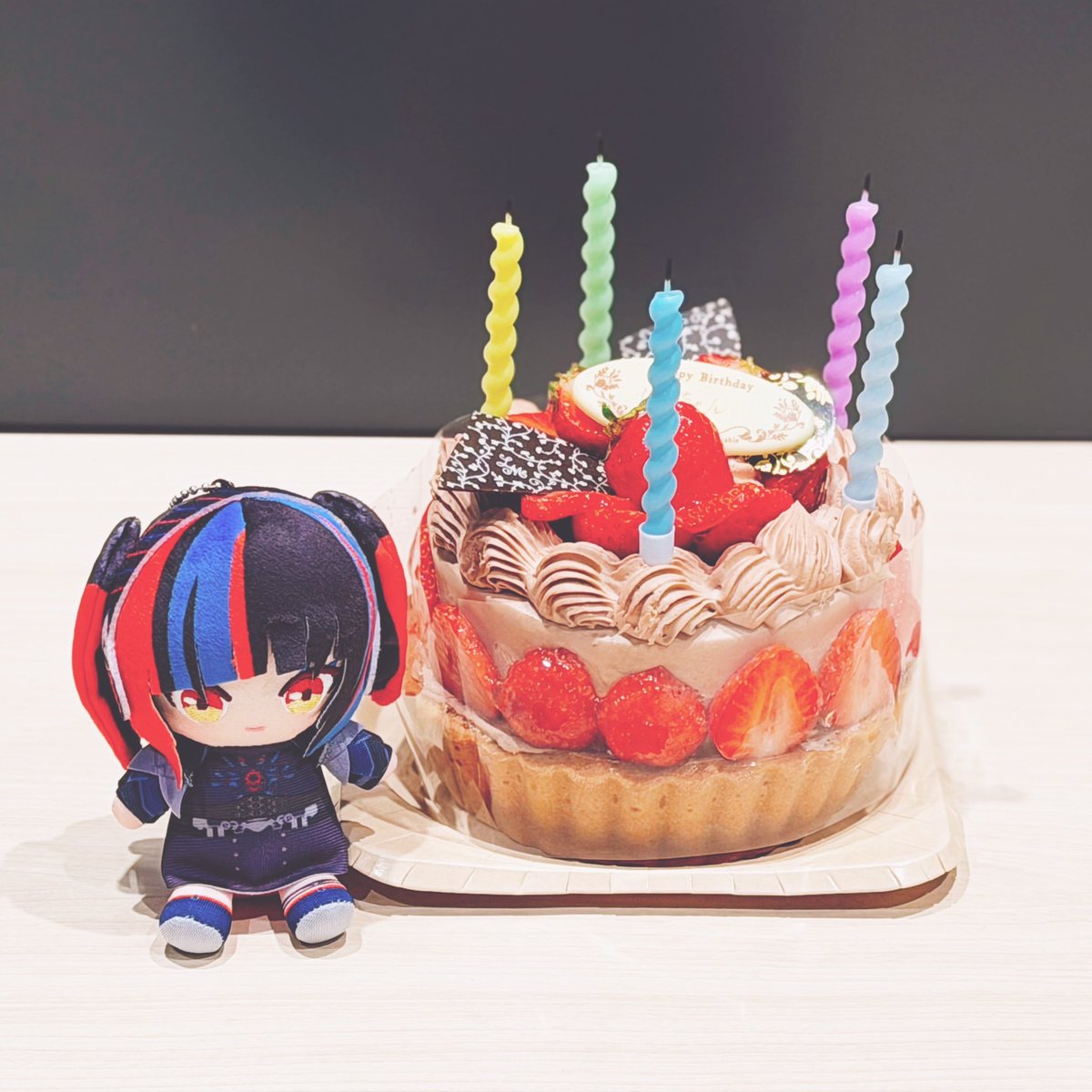 リハ後にメンバーとスタッフさんがわたしのお誕生日をお祝いしてくれました...( ･ ･̥ )♡🎂
うれしくて、涙。

V.W.P、LOVE。

#VWP #いつもありがとう #だいすき