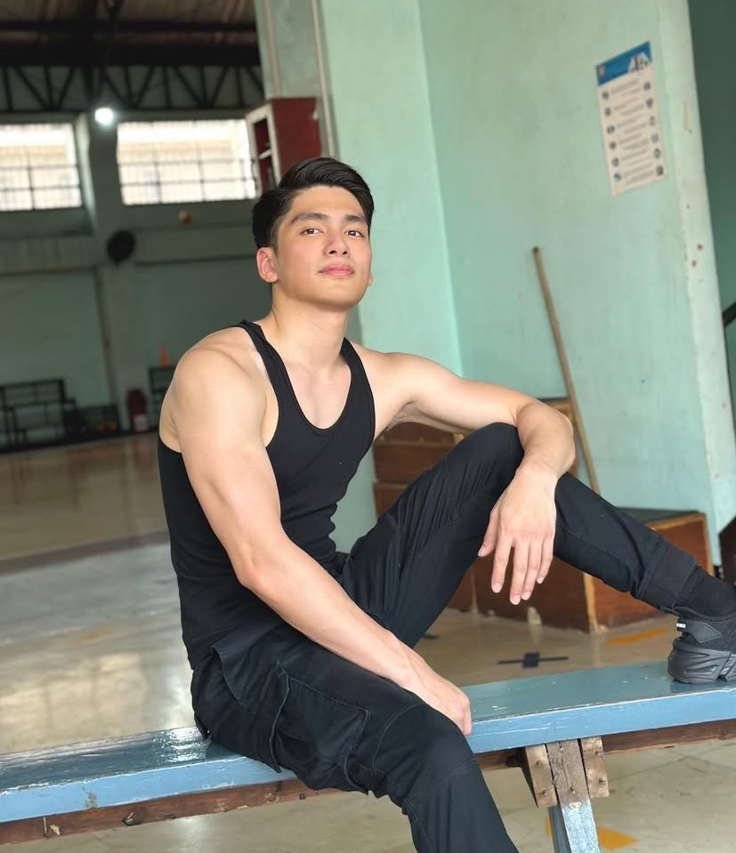 fcaerys's tweet photo. kalau ngabuburit cuddle, batal ga puasanya? https://t.co/t4Q1OU3ipV