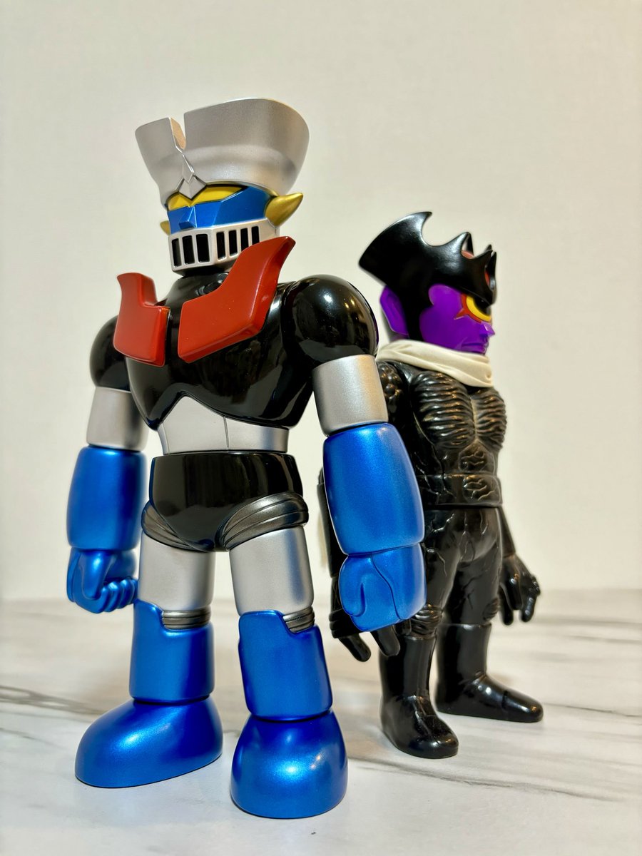 humio2010's tweet photo. ⚡️⚡️マジンガーR🔥⚡️⚡️
@dokuro_uc
@hakaba_gallery
#realxhead #realhead #真頭玩具 #墓場の画廊 https://t.co/lJvQuMBhr1