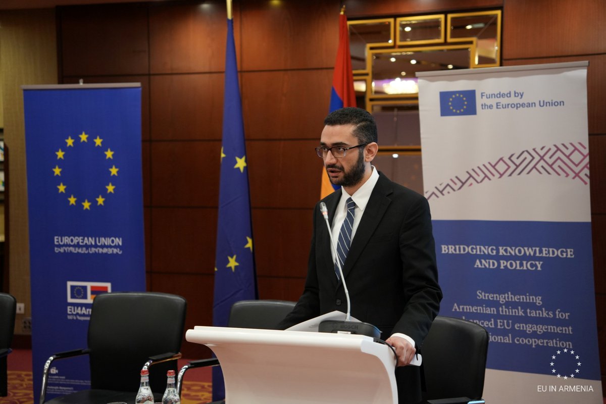 Vassilis Maragos tweet media