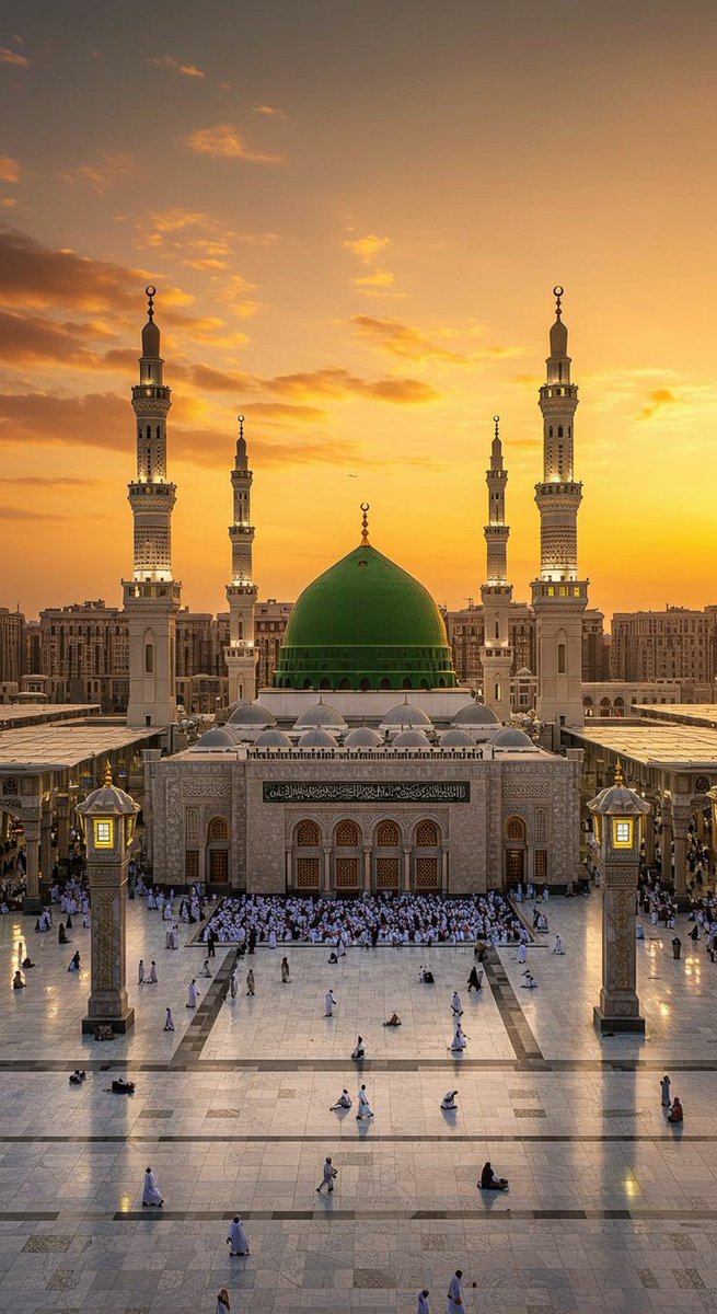 arab11__'s tweet photo. Sunset moments over the Prophet's Mosque ❤ https://t.co/cppsh81Ued
