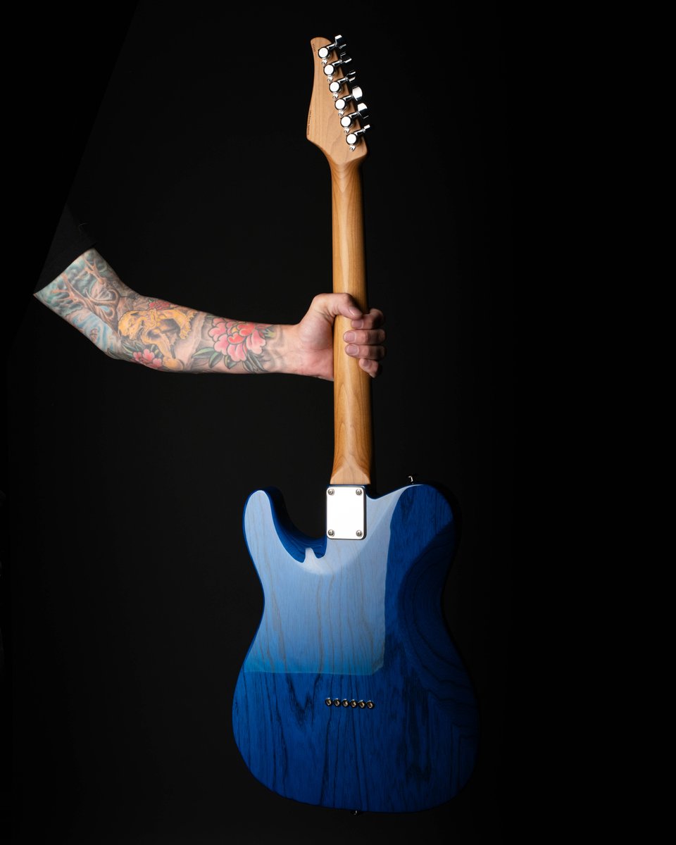 Suhr Custom tweet media