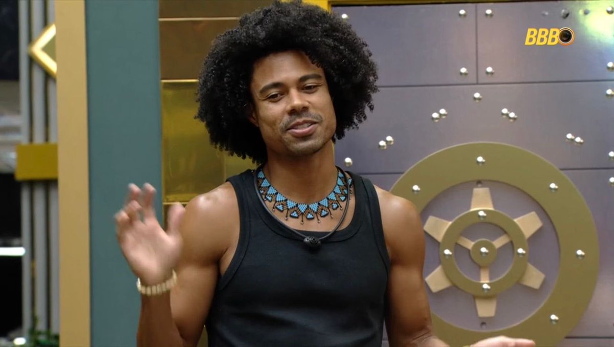 BielReality's tweet photo. Gosto do Breno?? NÃO, quero ele eliminado futuramente?? SIM, mas de uma coisa é certa, se ninguém da família Renault for para o paredão e ele for, temos que que VOTAR NELE, não podemos deixar o outro grupo ganhar essa visibilidade. https://t.co/oXxAWsiJAr