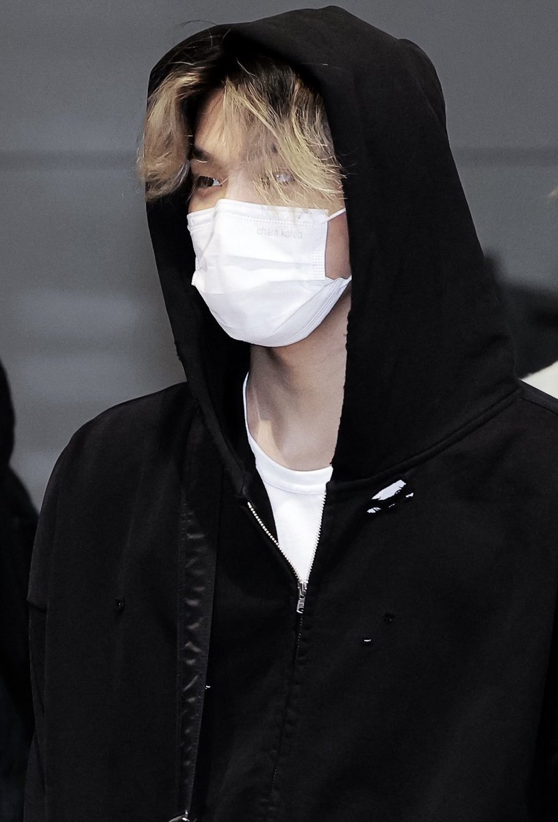 やん千 tweet media