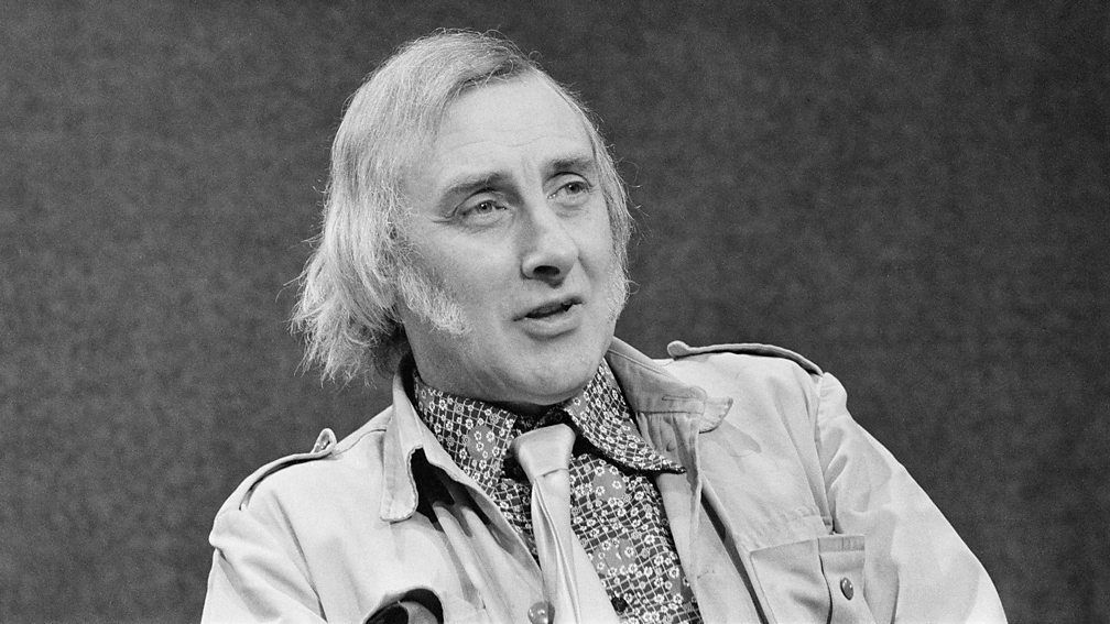 respectsapp's tweet photo. Respects to Spike Milligan, who died on this day (27th February) in 2002. He was a comedian, writer, musician, poet, playwright and actor, best known as co-creator, main writer and principal cast member of The Goon Show. Keep laughing Spike 🤍 https://t.co/G7LiKrCf35