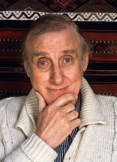 respectsapp's tweet photo. Respects to Spike Milligan, who died on this day (27th February) in 2002. He was a comedian, writer, musician, poet, playwright and actor, best known as co-creator, main writer and principal cast member of The Goon Show. Keep laughing Spike 🤍 https://t.co/G7LiKrCf35