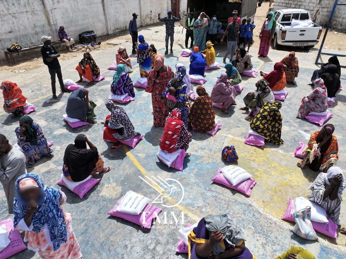 thinkMinaInt's tweet photo. FABB FOUNDATION RAMADAN DISTRIBUTION 🌙🤝

This Ramadan, the FABB Foundation—led by Her Excellency Fatou Bah-Barrow—is supporting the #needy, especially women and children, bringing #hope and dignity across communities in The Gambia. 💛

#FABBFoundation #RamadanDistribution https://t.co/zlpdSQIJRH