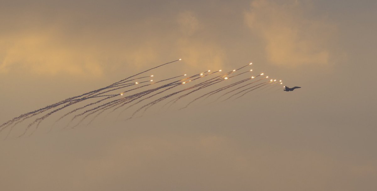 Witnessed a powerful display of the Indian Air Force’s precision, speed and operational dominance during Vayushakti-26 Exercise at Pokhran today.

From frontline fighters to advanced air defence systems and indigenous platforms, the exercise reflected the growing strength of