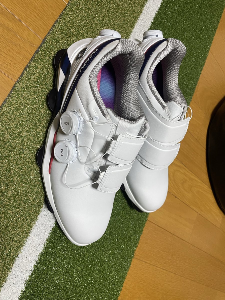 ずーと欲しかったシューズが安くなってたのでゲット😊