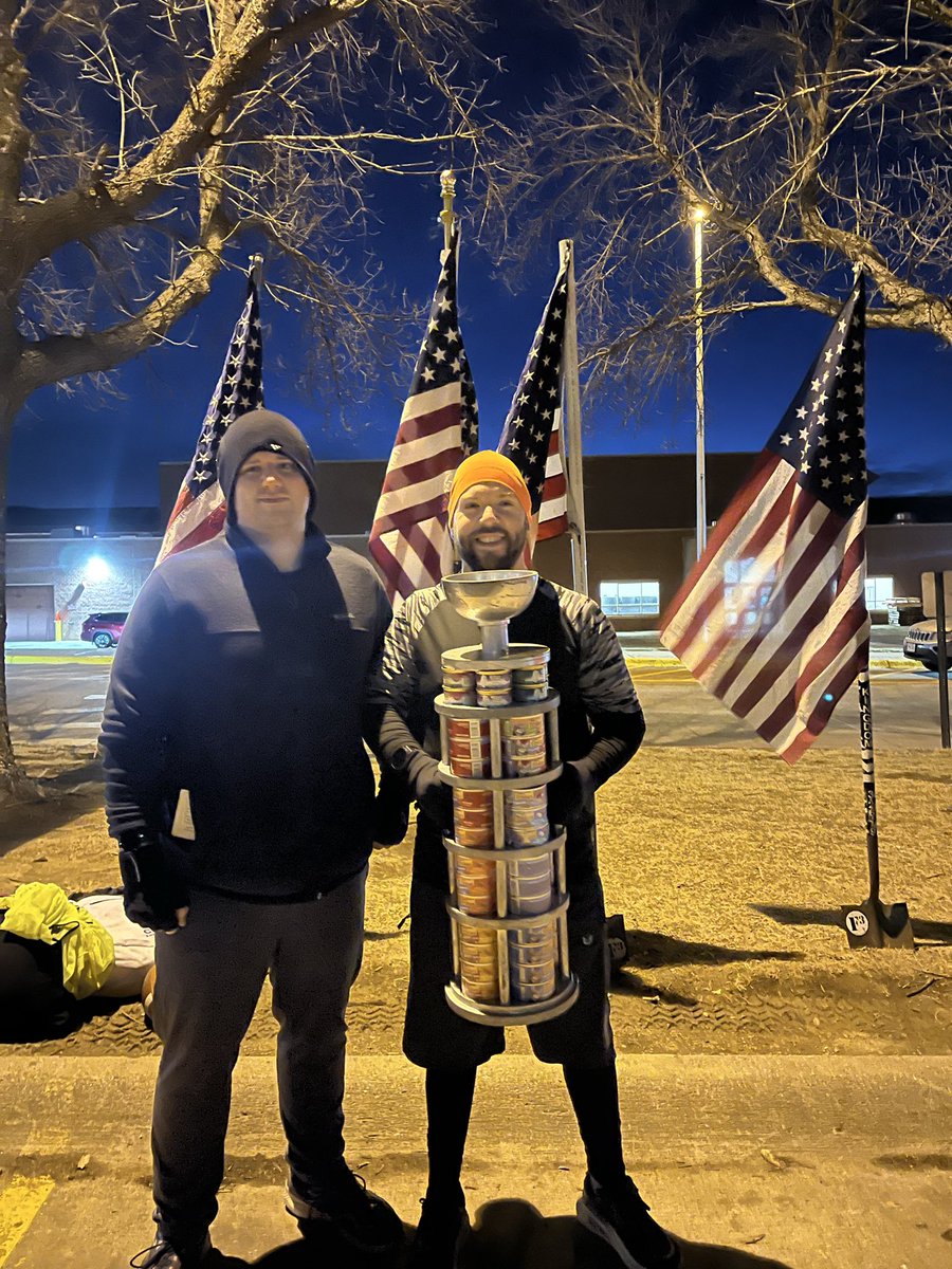 F3FancyFeast tweet media