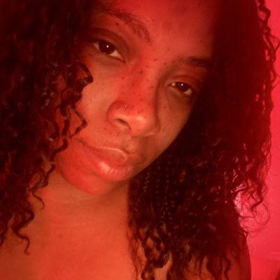 Eva tweet media