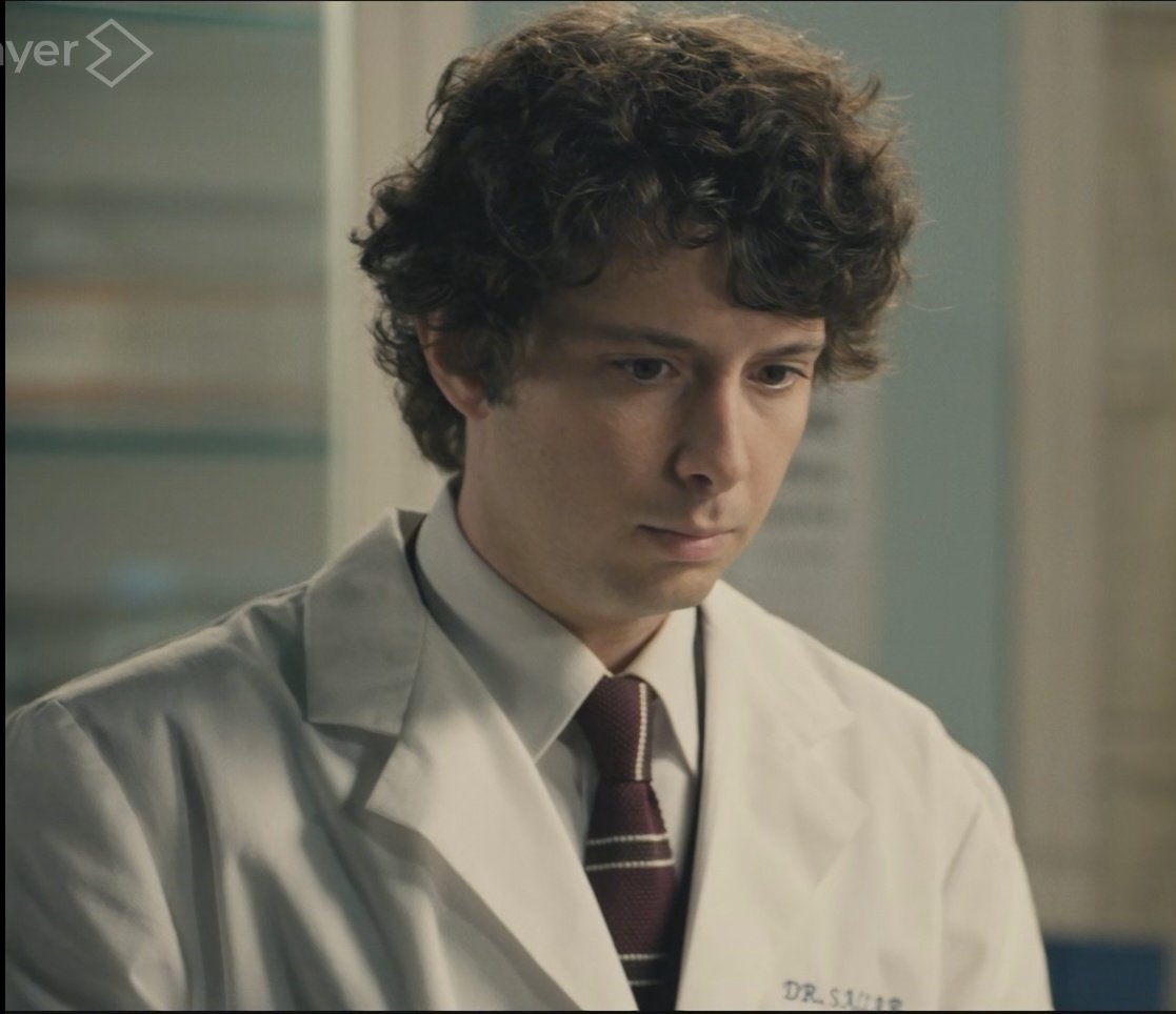 rosadelia84's tweet photo. Es increíble y precioso de ver como un personaje neurodivergente como Miguel, con un claro problema con las relaciones e interacciones sociales logre hacer mejor a cualquier persona que tenga cerca.
De lo mejor de la T3.
Trabajazo de Marco H. Medina 👏🏻👏🏻👏🏻
#SueñosDeLibertad https://t.co/hZvC6WrUTn