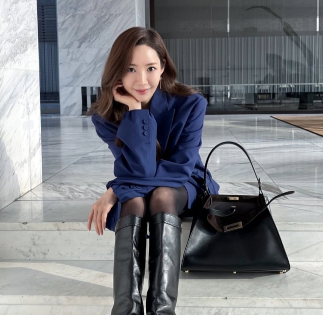 Minyoung 🌞 tweet media