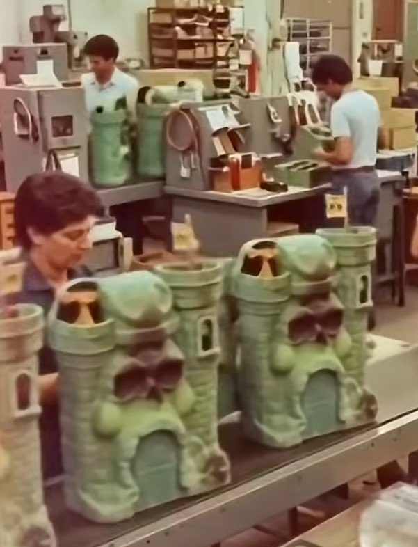 capecoraldwells's tweet image. Fabrica Mattel Masters of The Universe He-man #juguetes #mattel #masters... youtube.com/shorts/S6cBoSo… via @YouTube