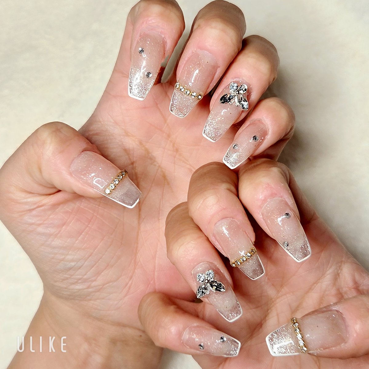 eri_1oo8's tweet photo. #セルフネイル💅
#ワンホンネイル
透け感ありつつベージュでグラデ
しました🥹 https://t.co/THwmdY1H50