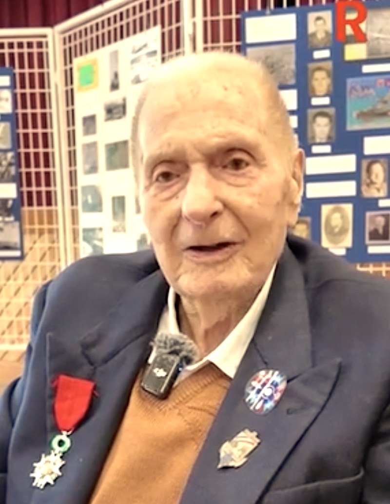 Nibelle. "Je ne suis qu'un petit bonhomme là dedans", disait-il. Lui qui, à 20 ans, avait fui le travail en Allemagne pour devenir saboteur. René Séjourné n'accepta la Légion d'Honneur que pour ses copains disparus. Il est mort dimanche à 101 ans. Petit bonhomme ? Grand merci.