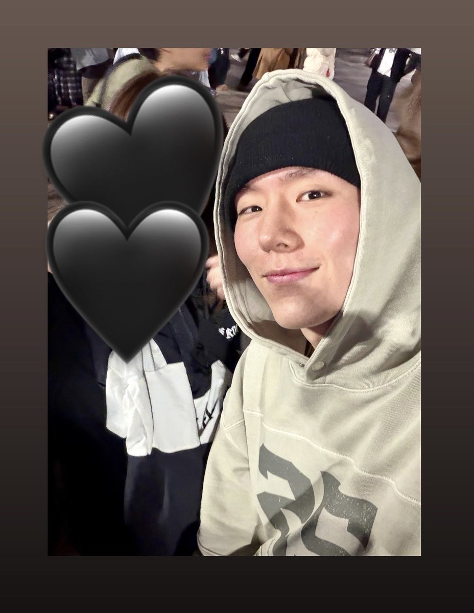 개웃긴거
나 기현이랑 사진 찍음ㅋㅋㅋㅋㅋㅋㅋㅋㅋ 💕
두쫀쿠 전달 감사해요
