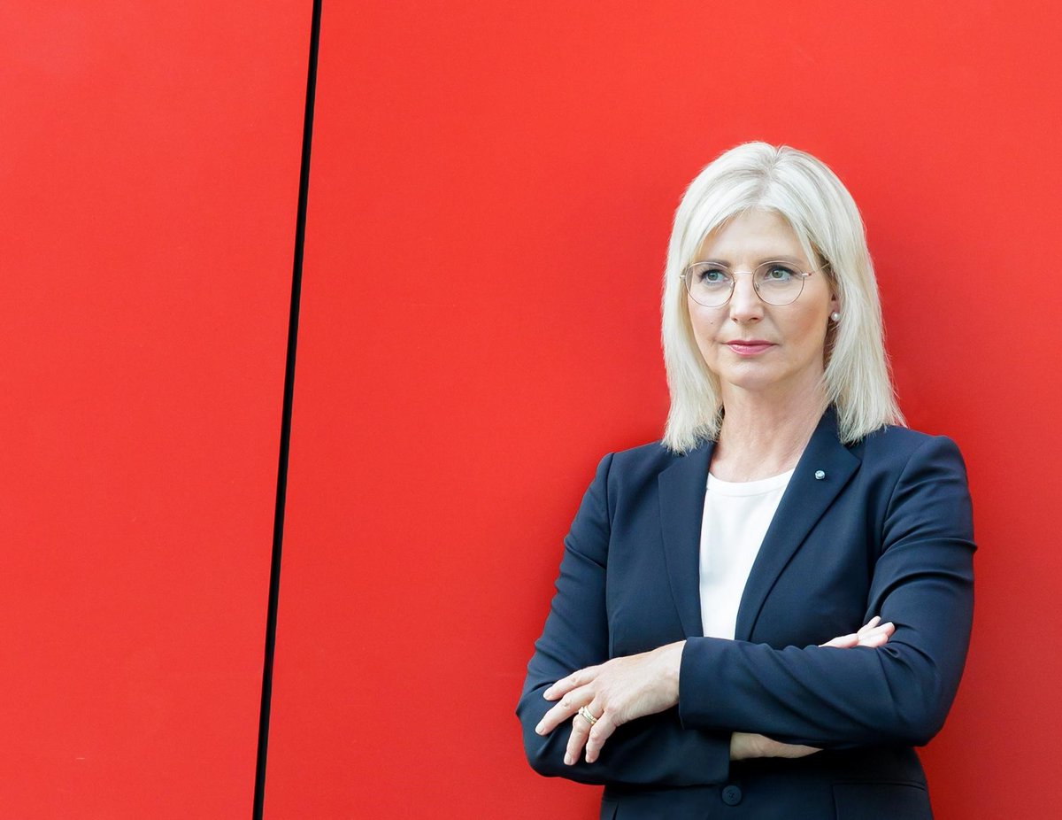 Bayerisches Sozialministerium tweet media