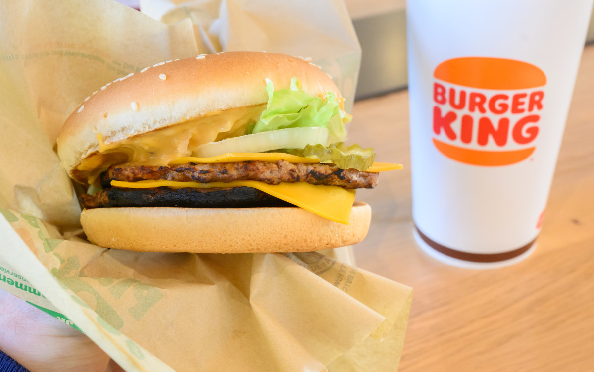 chljeffers's tweet image. I Tried the New and Improved #BK #Whopper — And It's Nothing Like I Remember | #YahooLife
  zurl.co/0dMLG