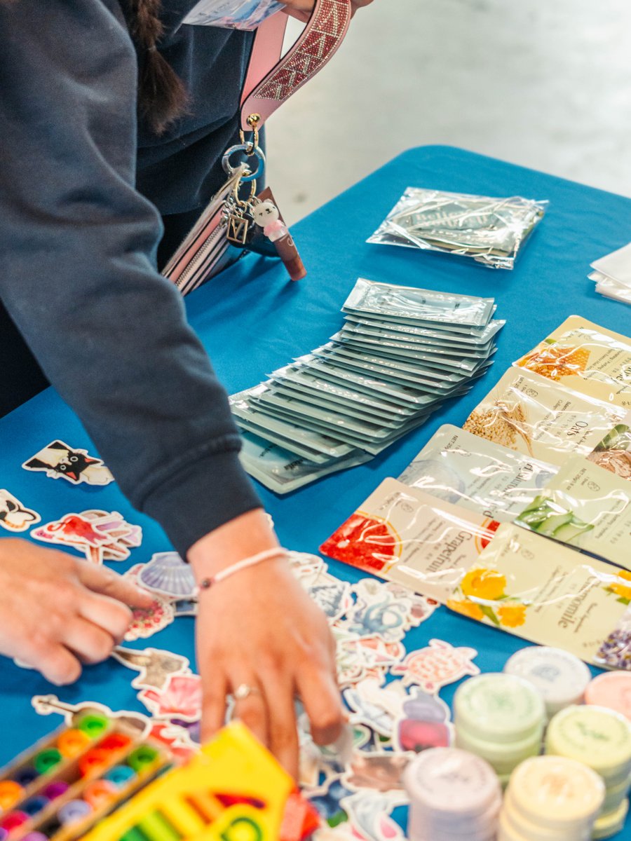 Islander Dining tweet media