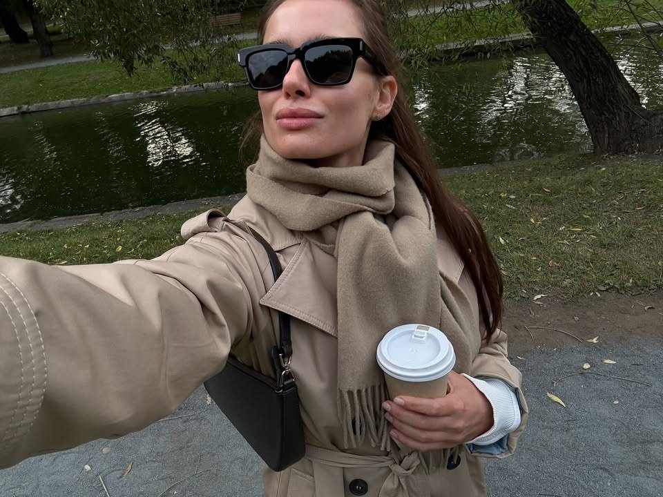 White hyacinths tweet media