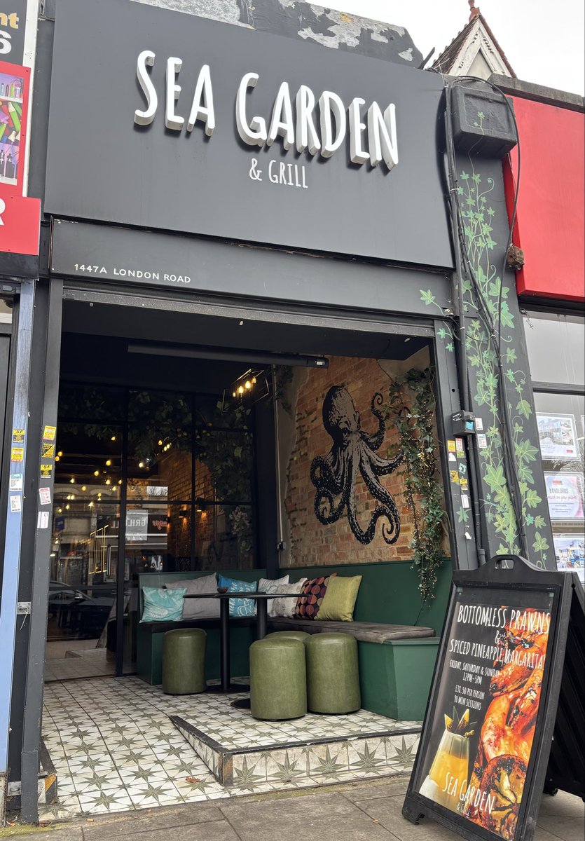 Sam (Flower Girl) Jennings tweet media