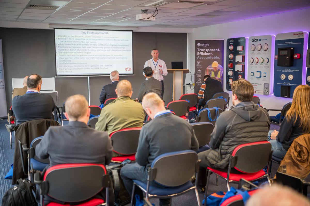 METCLOUD tweet media