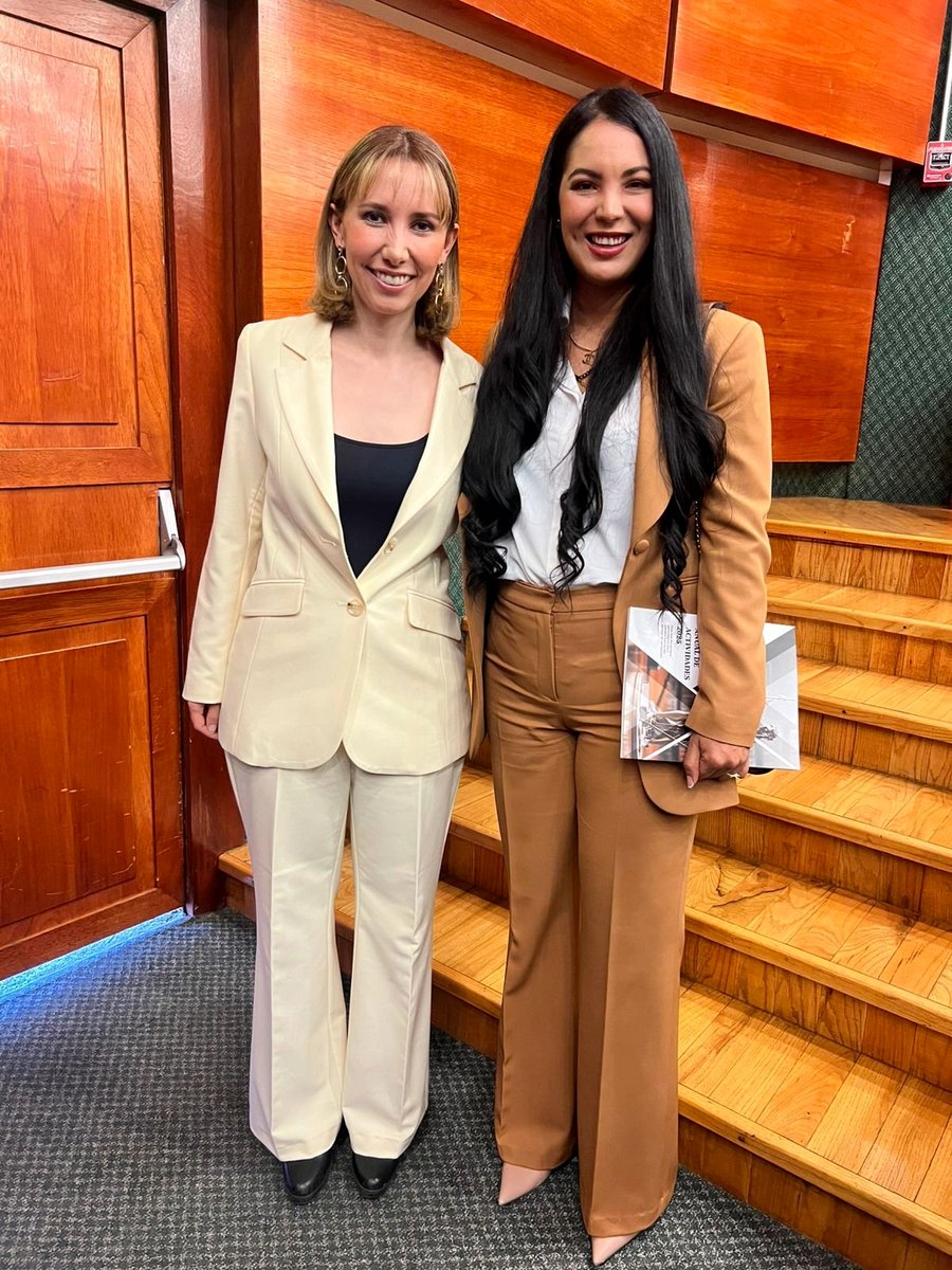 FECCMich's tweet photo. La Fiscal Estatal Anticorrupción, Marisol Sánchez Zamudio, acudió al informe de labores del TAAM, presidido por la Dra. Lizeth Puebla Solórzano. 
Reafirmamos nuestro compromiso de fortalecer la coordinación institucional.
#Transparencia https://t.co/L1zLAQIXbg