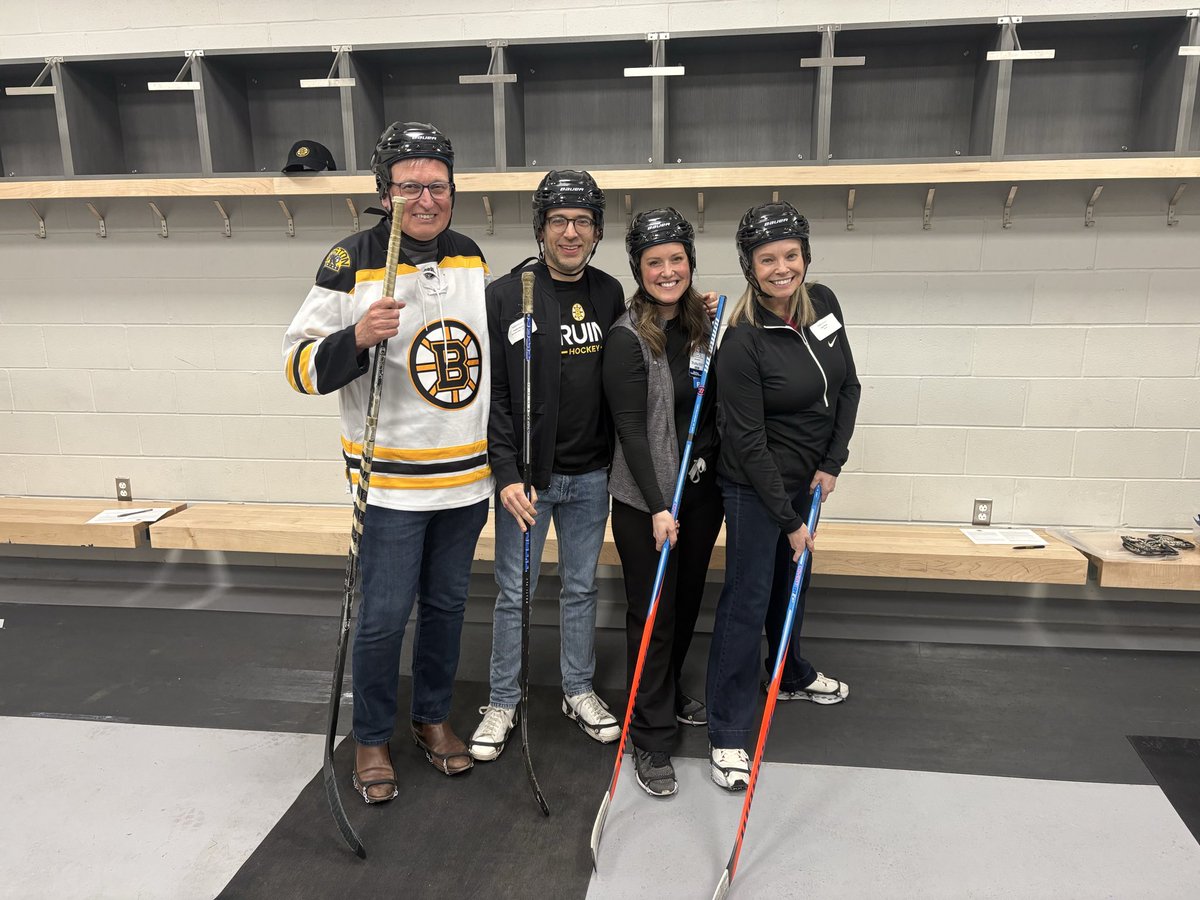 TuftsMedicine's tweet image. A special Heart Health Night with the @NHLBruins 🏒❤️

Fans received free blood pressure screenings, and we celebrated Dr. Guy Rozen as a Community All-Star for protecting thousands of heartbeats.

#HeartMonth @TuftsMedicalCtr @TuftsMedSchool