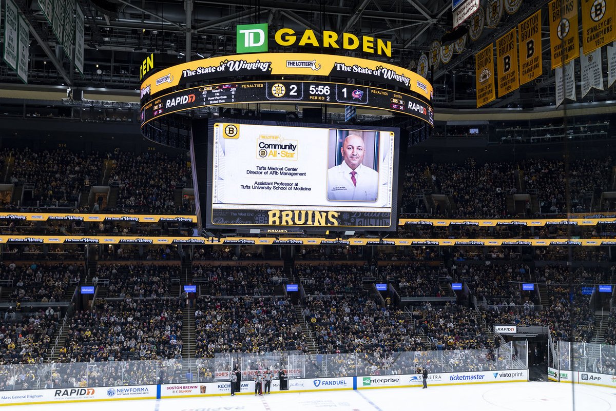 TuftsMedicine's tweet image. A special Heart Health Night with the @NHLBruins 🏒❤️

Fans received free blood pressure screenings, and we celebrated Dr. Guy Rozen as a Community All-Star for protecting thousands of heartbeats.

#HeartMonth @TuftsMedicalCtr @TuftsMedSchool