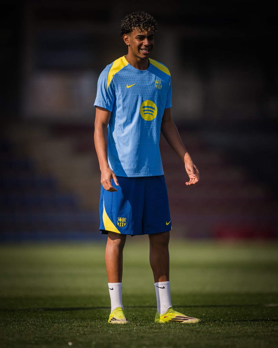 FC Barcelona tweet media