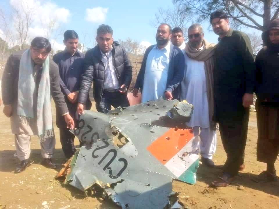 sohailahmedsa's tweet photo. Whether itβs Operation Bandar or Operation Sindoor, the result will be the same. You fail, we prevail. π΅π°
#OpSwiftRetort #OperationSindoor https://t.co/wZs58qFYtz