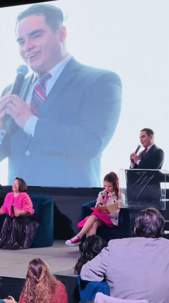 J2Grimaldo's tweet photo. G R A C I A S💫

Ser testigo de la gran labor #CONFE será siempre motivador para seguir en la causa‼️

Cena de Gala - Beneficencia, 2026.

#discapacidad #inclusion #ayudar #viralvideo https://t.co/IospAgHaGh