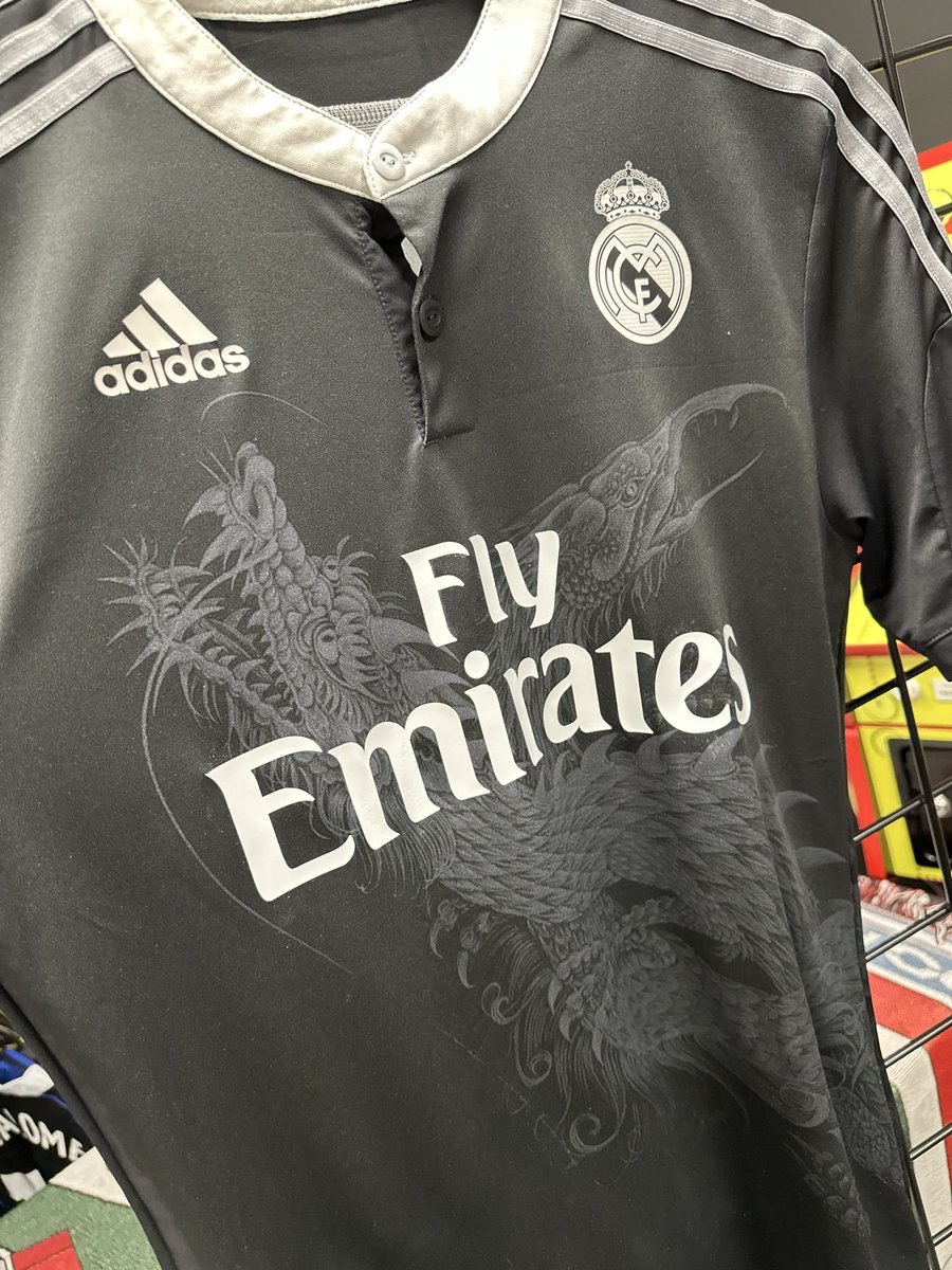 Retro Football Shirts.com tweet media