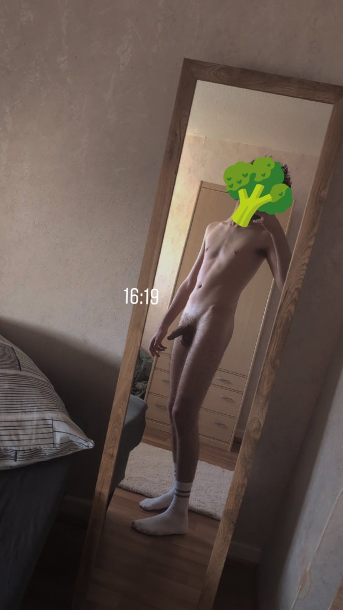 boy4dessert tweet media