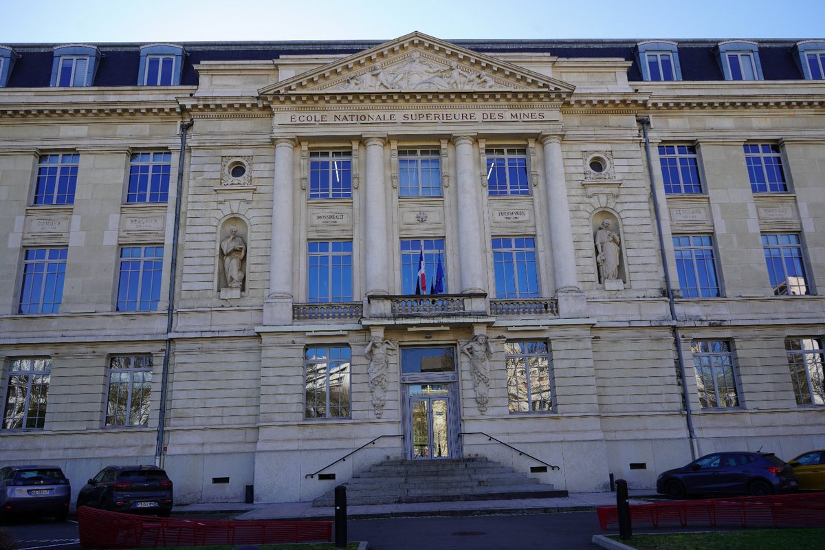 Image de Préfète de la Loire - 🇫🇷 Ce jeudi, la préfète de la #Loire s’est rendue à l’École des Mines de Saint-Étienne, invitée pa