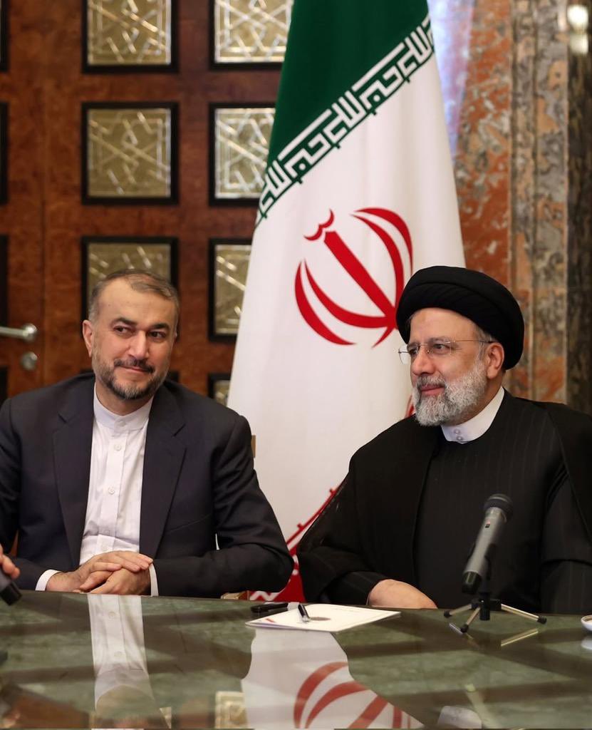 شهید شدن قشنگه؛ 
امّا این قشنگی 
چیزی از دلتنگی کم نمیکنه...