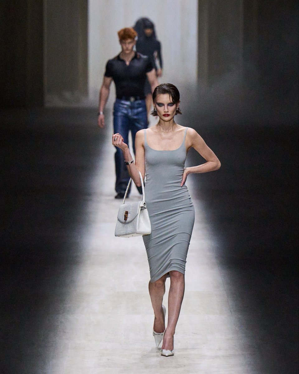 Milano Fashion Week tweet media