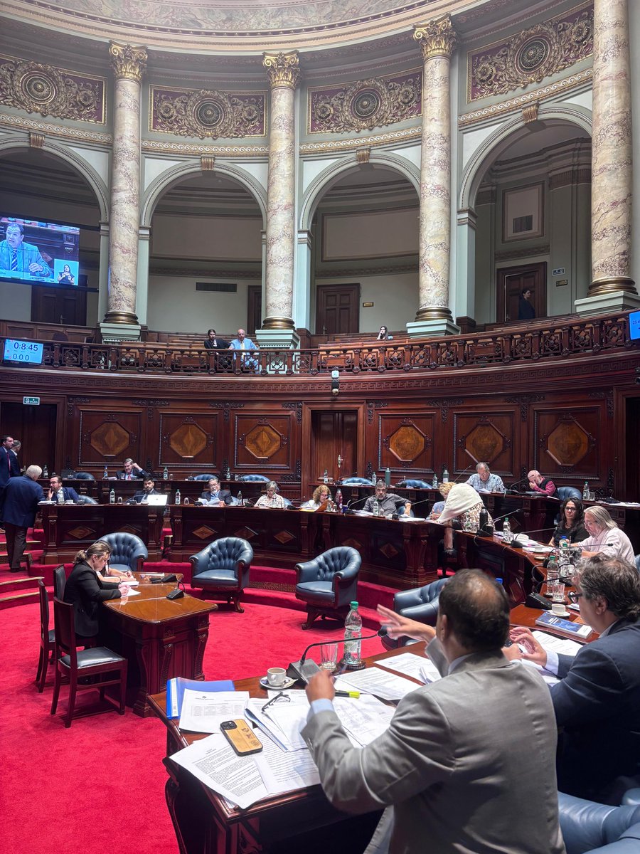 Esta semana se aprobó en el parlamento uruguayo el acuerdo de libre comercio UE-MERCOSUR. 

Está política de estado demuestra que el libre comercio es la forma de progresar de las naciones.