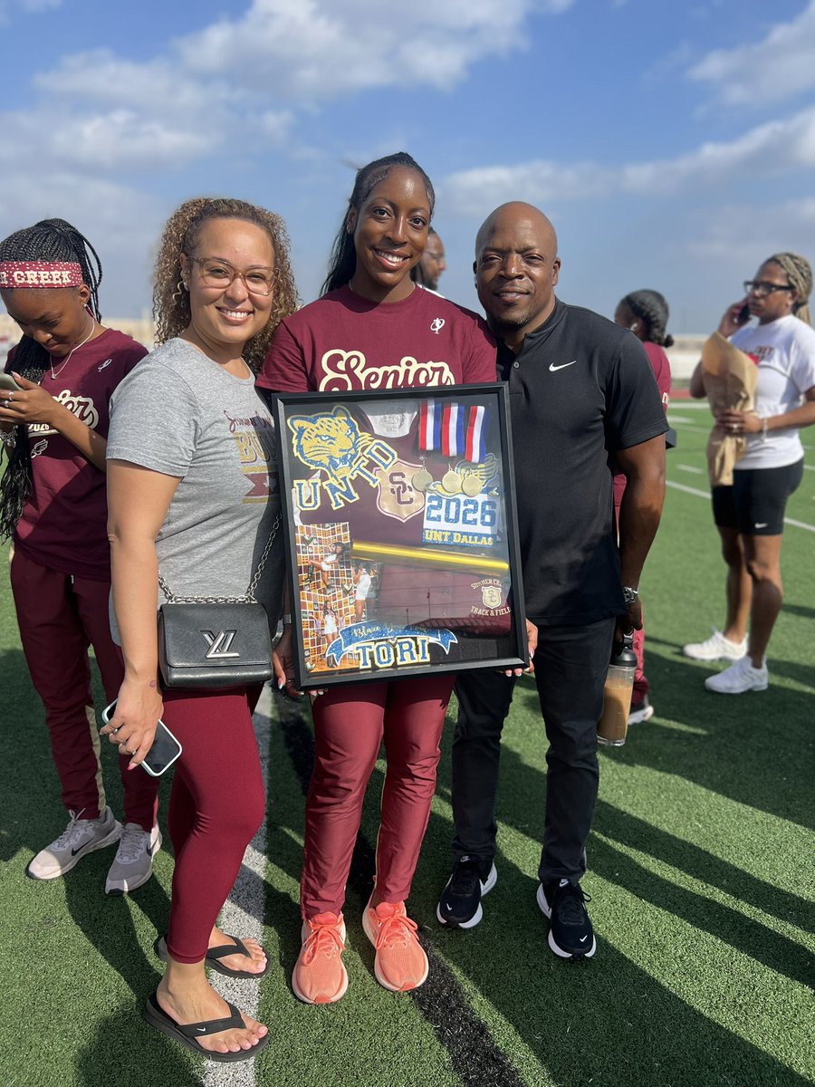 Coach Karen Smith tweet media